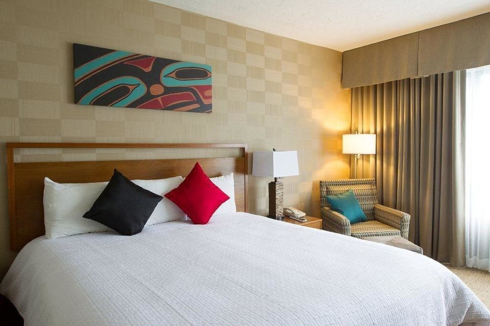 Four Points By Sheraton Hotel 3*