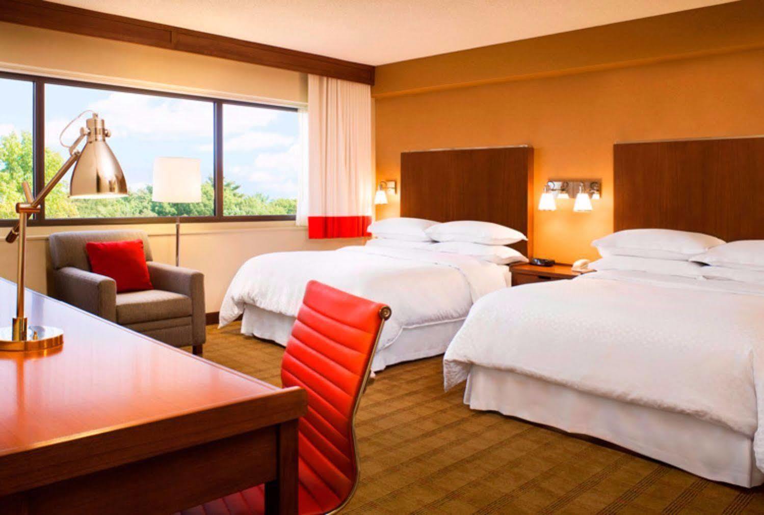 Hotel Four Points By Sheraton 3*